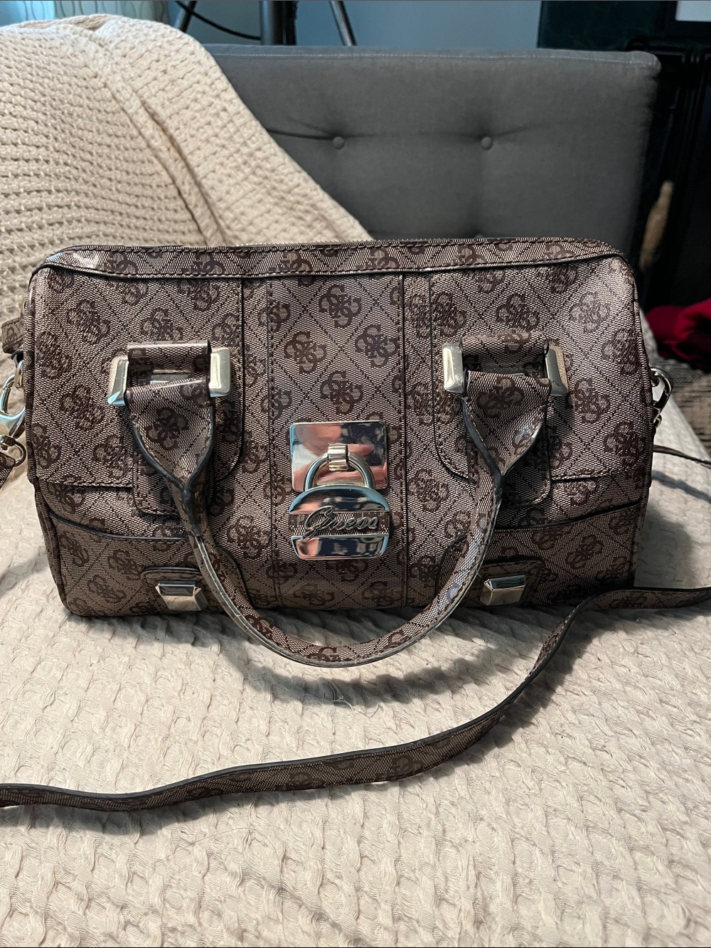 Vintage Y2K Guess Brown Monogram Satchel with Removable Crossbody Strap